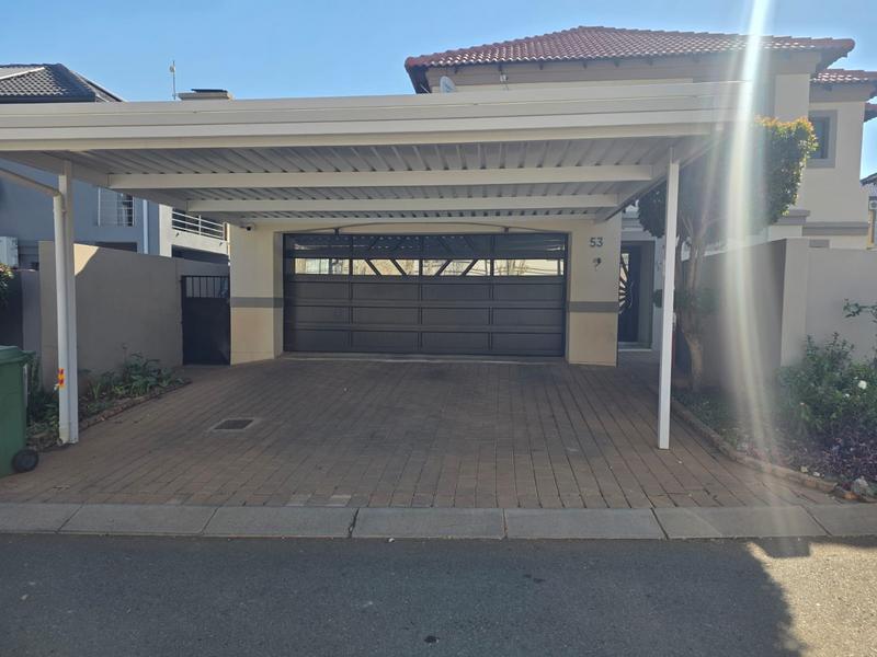 3 Bedroom Property for Sale in Gateway Manor North West